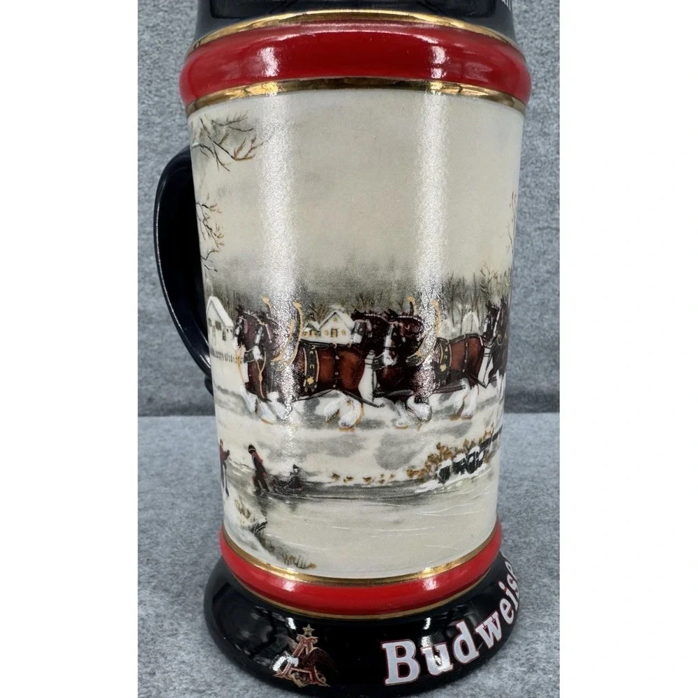 Budweiser Clydesdales Vintage Holiday Beer Stein Winter An American Tradition‎